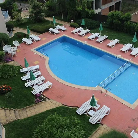 Complex Starfish със собствено паркомясто Sveti Vlas