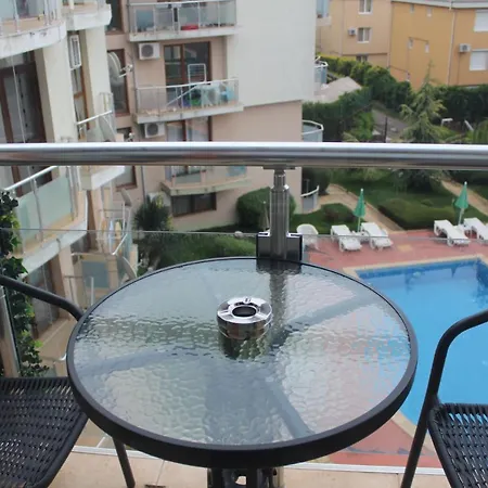 Complex Starfish със собствено паркомясто