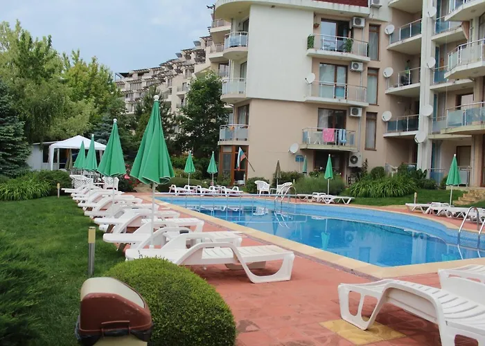 Apartment Complex Starfish със собствено паркомясто