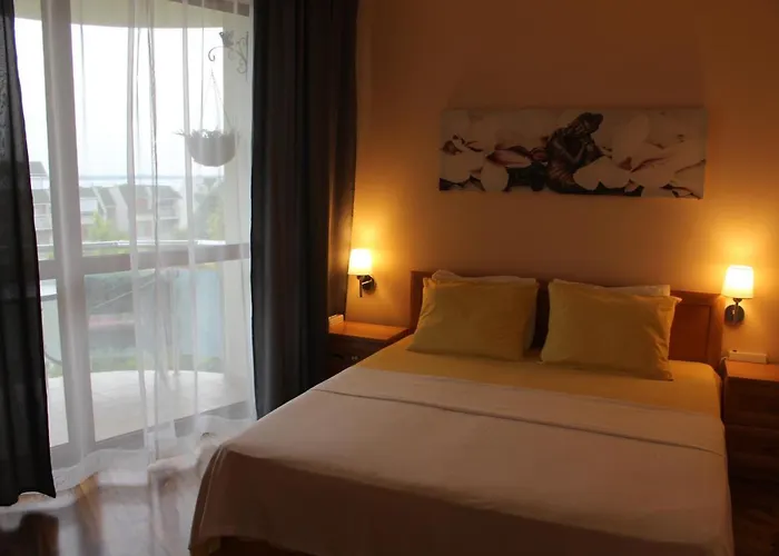 Apartment Complex Starfish със собствено паркомясто *