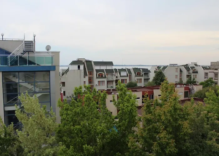 Complex Starfish със собствено паркомясто Sveti Vlas