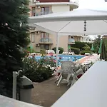 Apartmán Complex Starfish със собствено паркомясто